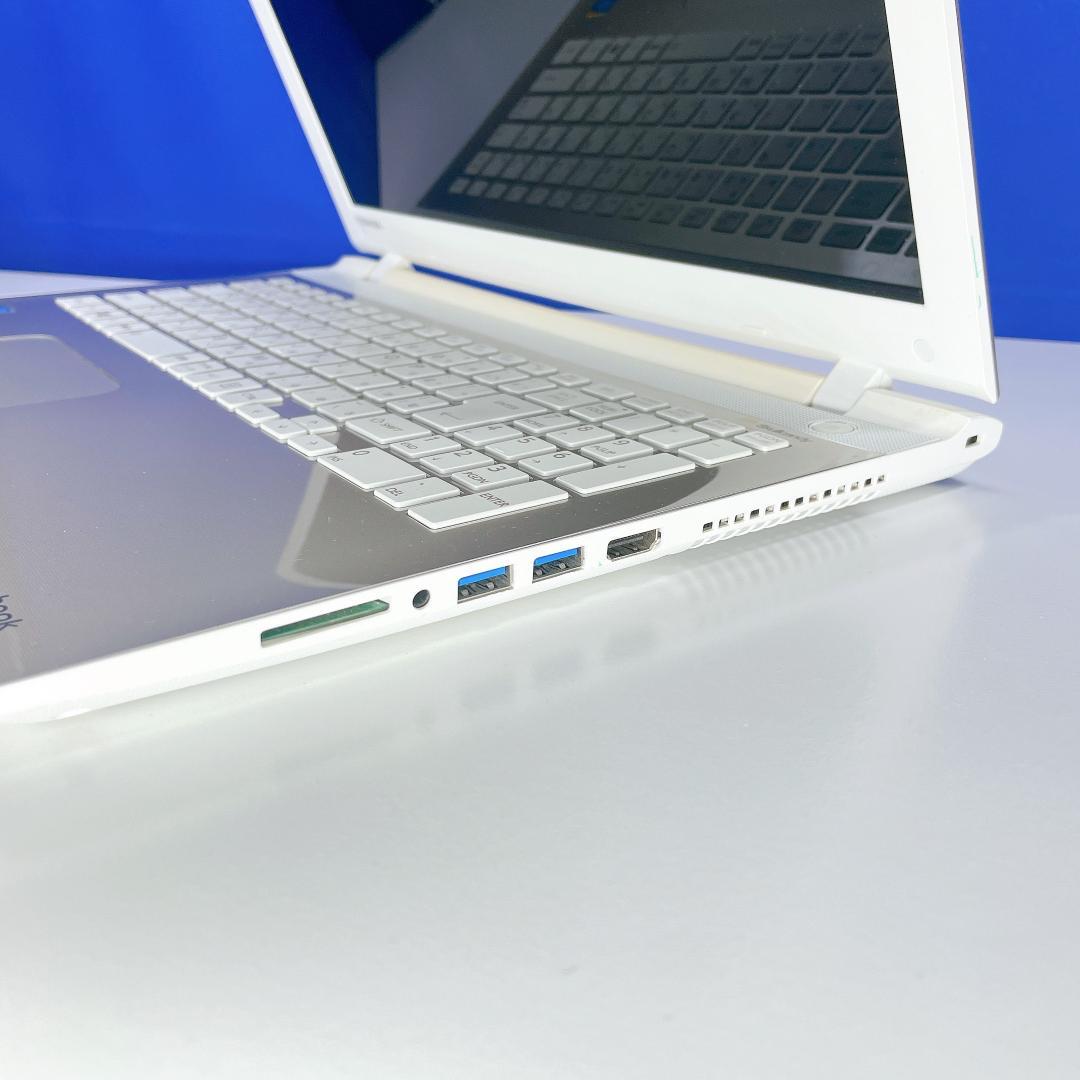 快適SSD✨初期設定済✨Windows11 東芝ゴールドノートパソコン薄型カメラ