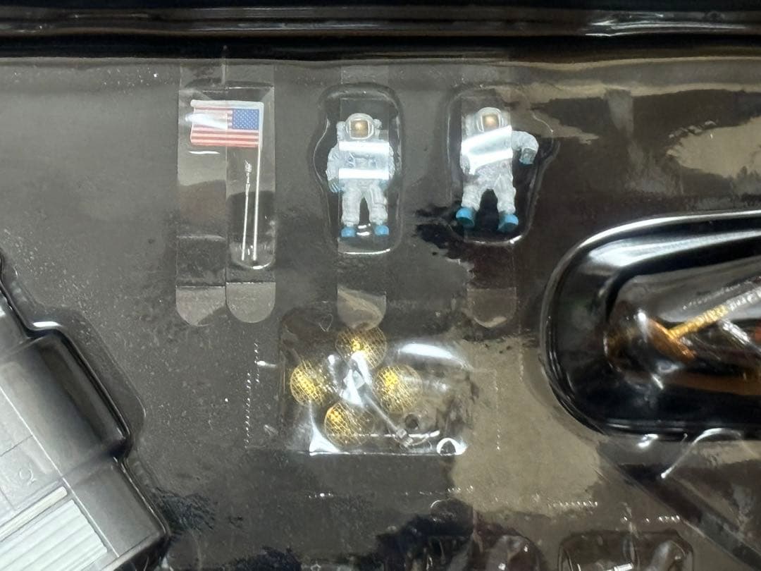 1/72 NASA アポロ11号 CSM 司令船/機械船&月着陸船w/月面ベース