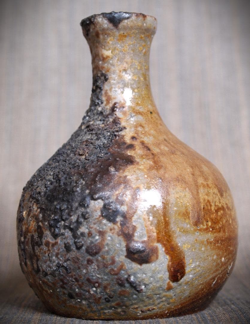 希少作★小山末廣【師：金重素山】備前(窯変〉徳利★共箱