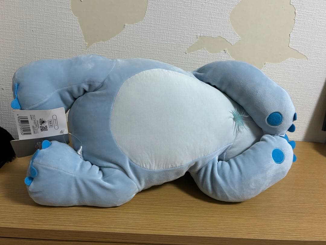 スティッチ スクランプ　抱き枕　ディズニーストア