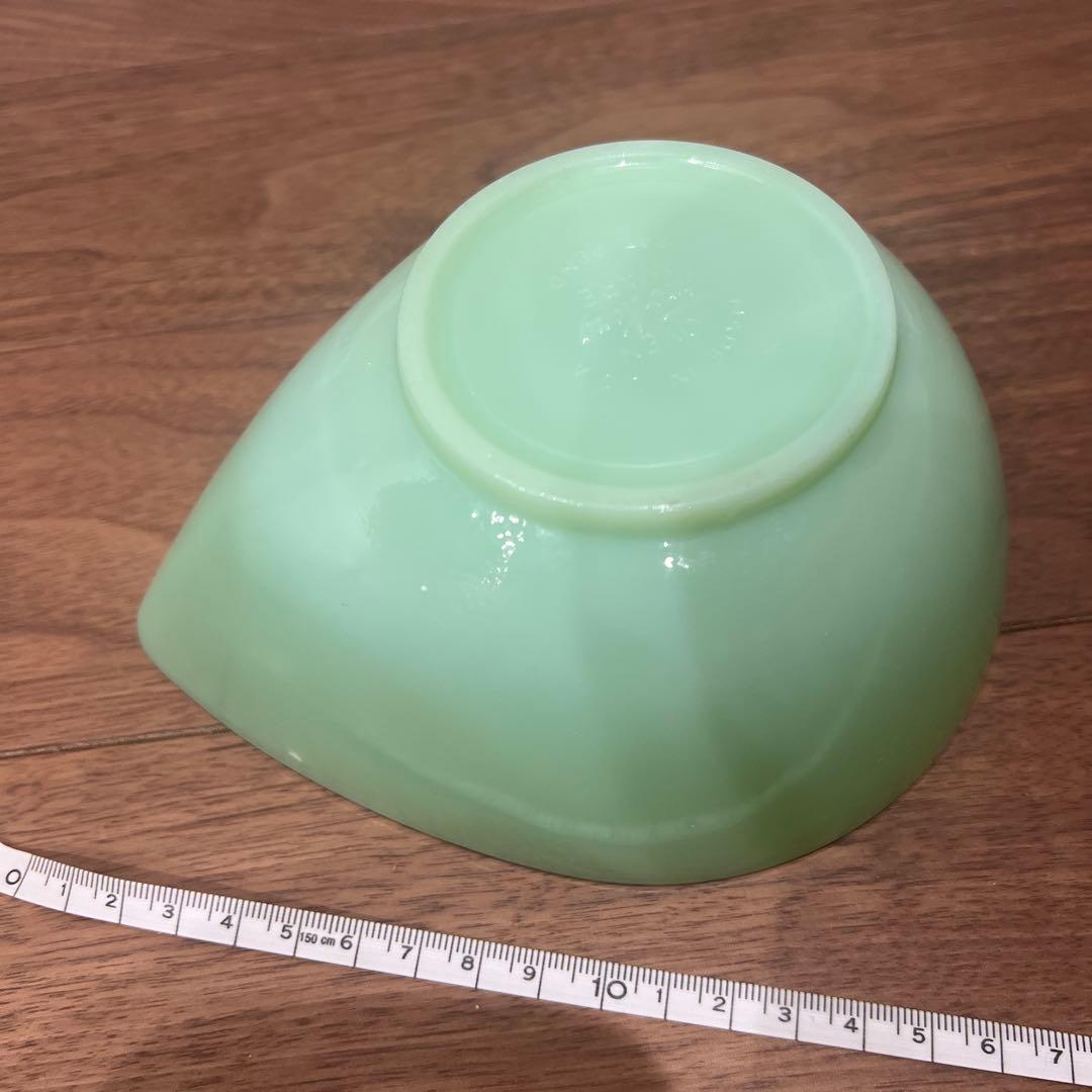 ファイヤーキング　ジェダイ　ミントグリーン 涙型ガラスボウル