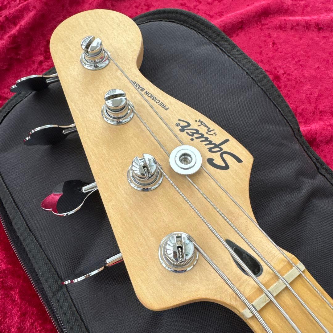 美品 メンテ済 Squier Pete Wentz Precision Bass