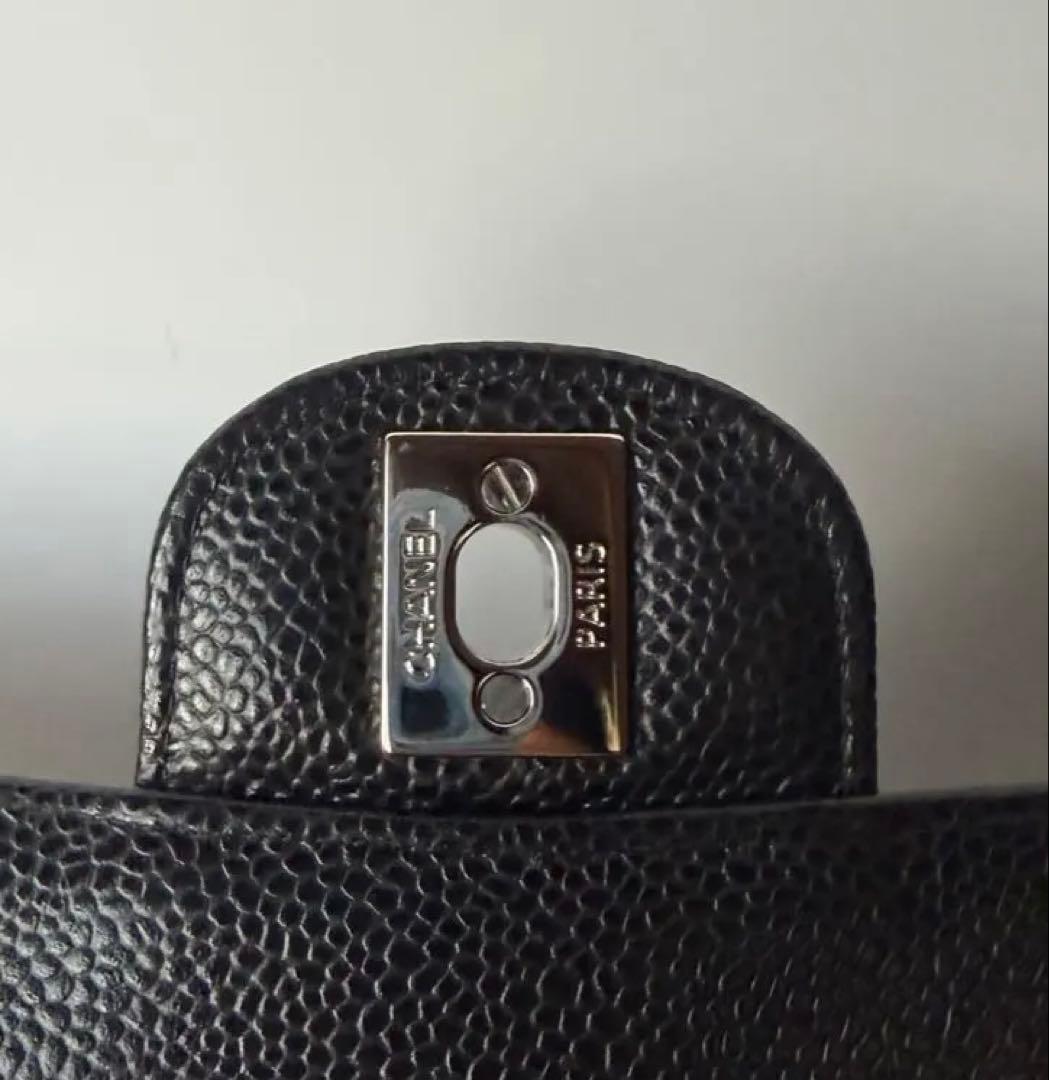 ほぼ新品 CHANEL クラシック マトラッセ25 黒シルバー金具キャビアスキン
