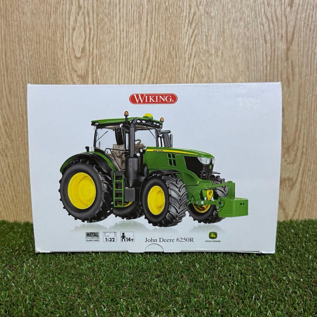 ミニカー Wiking1/32 John Deere 6250R