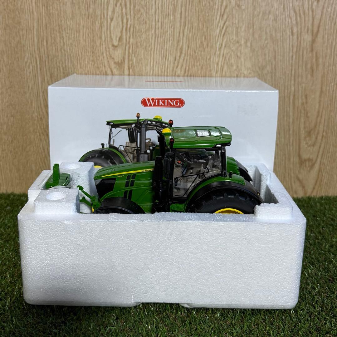 ミニカー Wiking1/32 John Deere 6250R