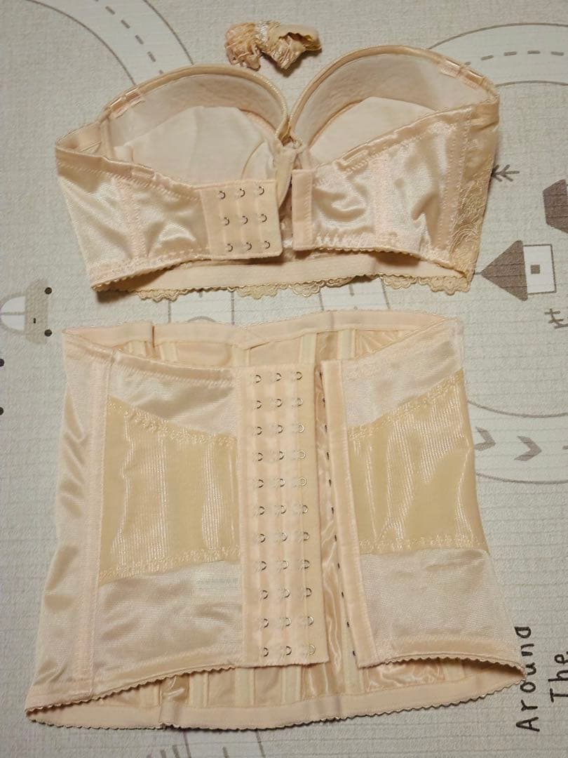 【アニヴェルセル】ブライダルインナー３点セット FOUR SIS & CO