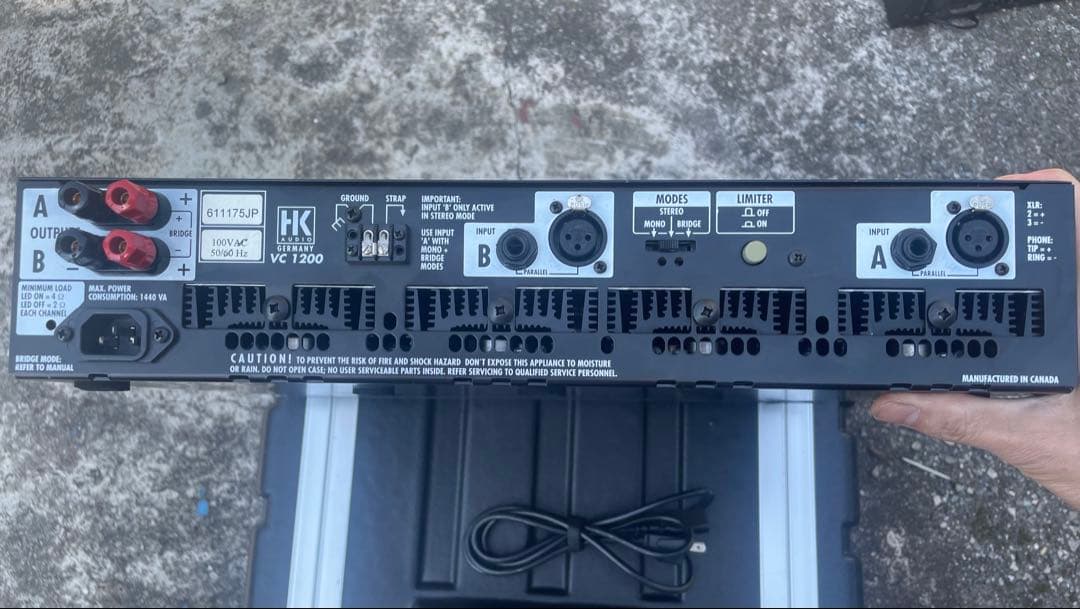 HK AUDIO VC1200 パワーアンプ600Wx2