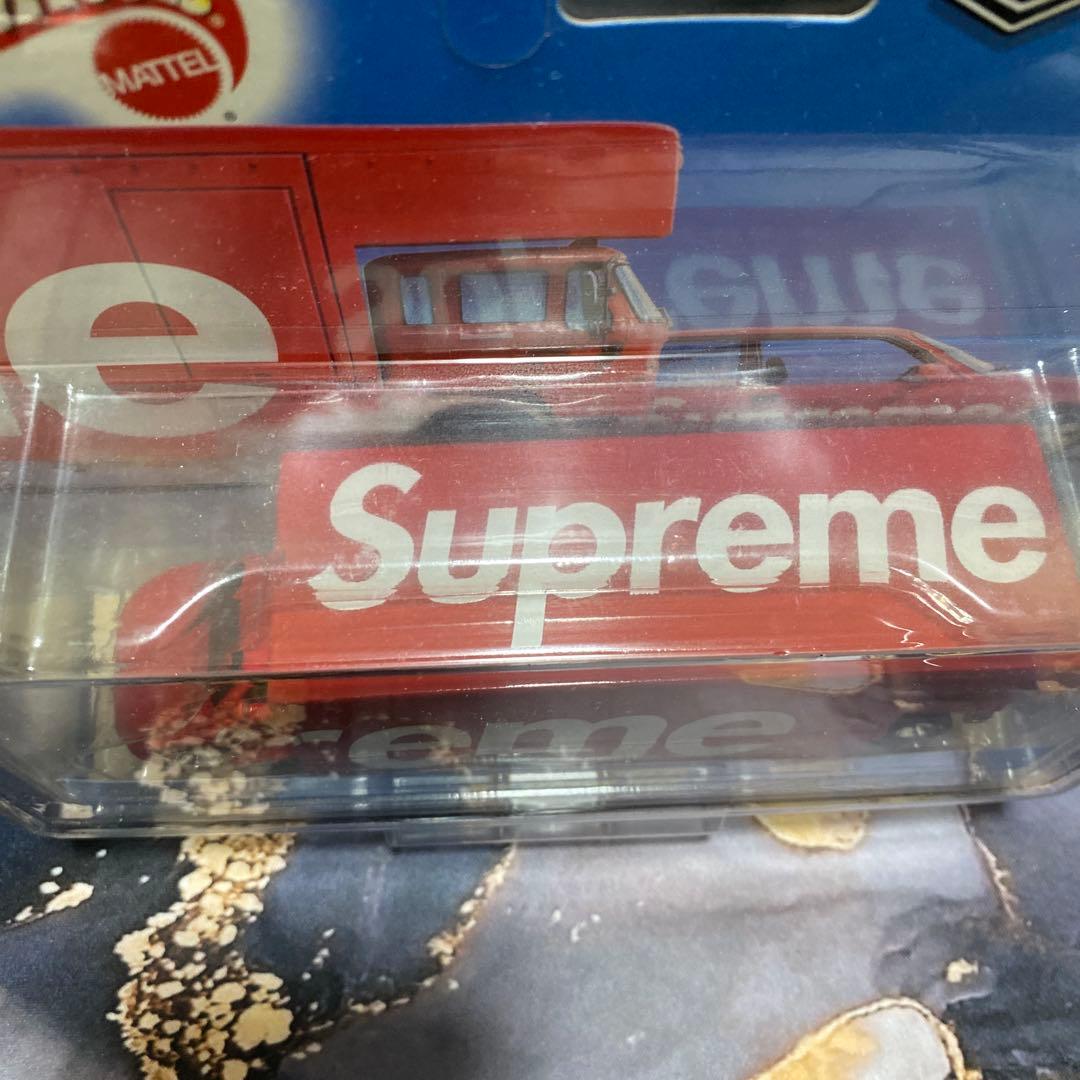 ミニカー Hot Wheels Supreme BMW M3