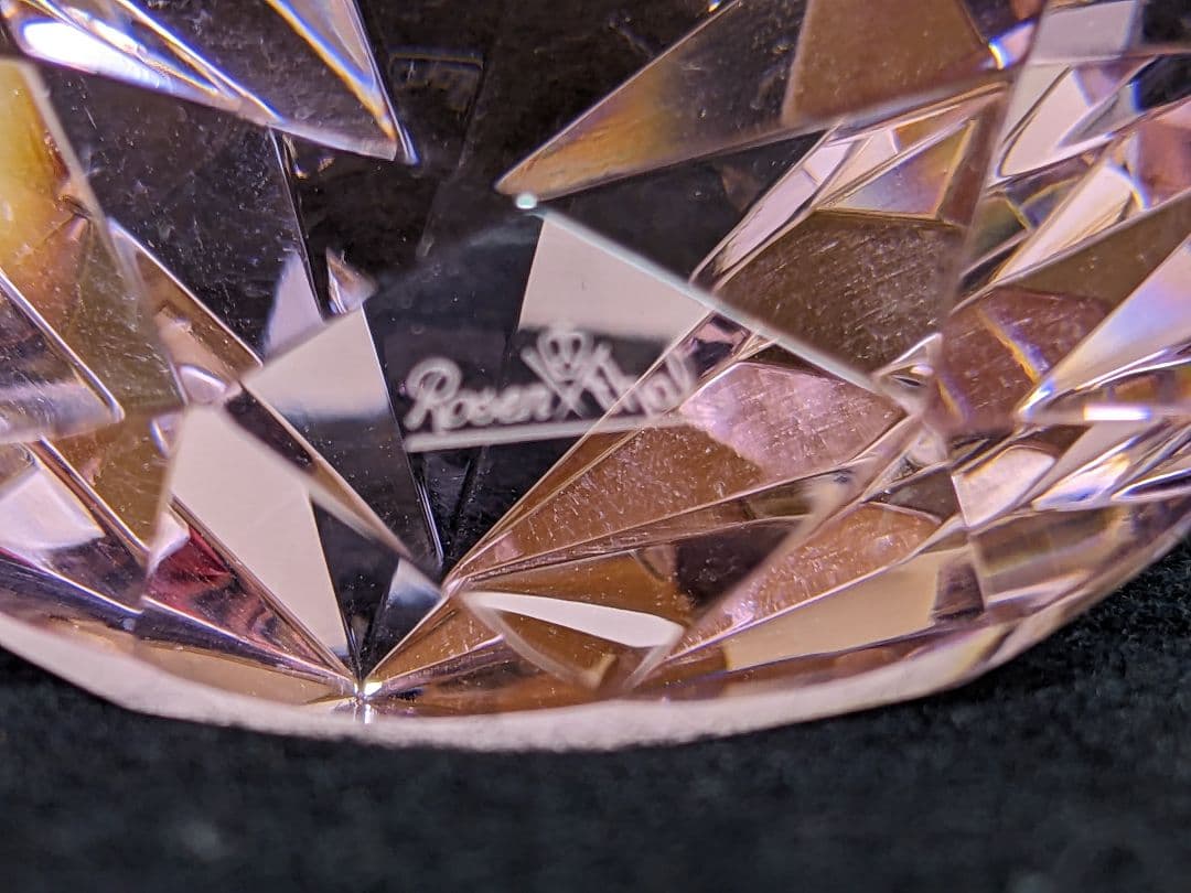 ♦ローゼンタール ドイツ製 ダイヤモンド形ピンク色 ガラスペーパーウェイト