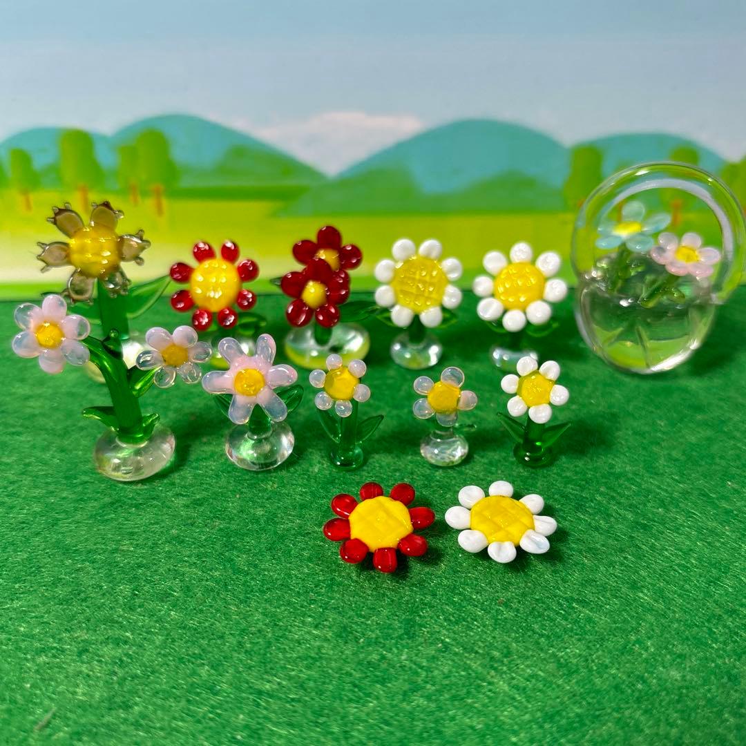 赤、白、ピンクのお花　　ガラス細工