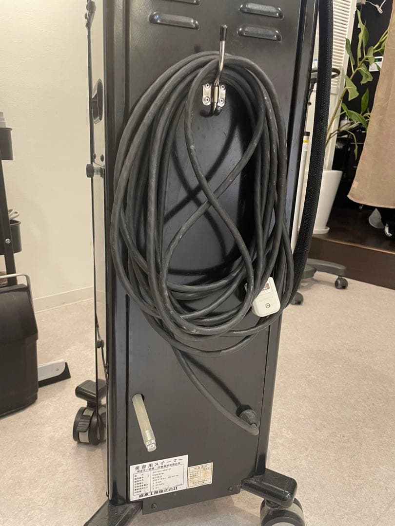 パルッキー　直本工業　美容室　美容師