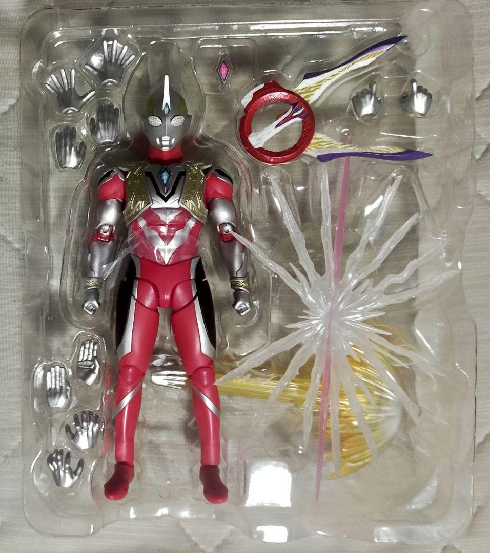 d*3様 S.H.Figuarts ウルトラマントリガー　まとめ売り