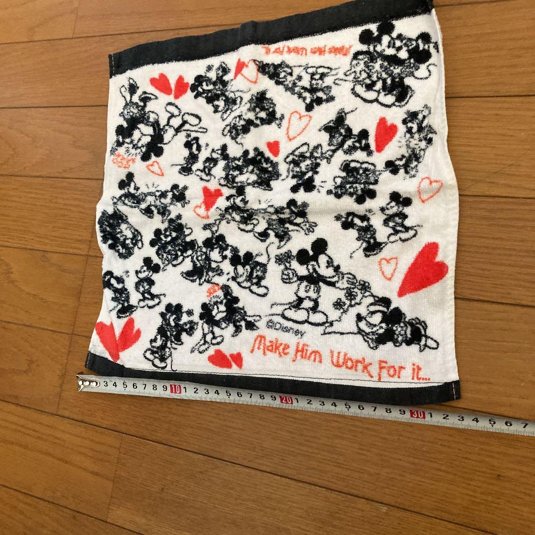 メルカリ便　タオルハンカチ　ディズニー　ミッキーマウス　ミニーマウス
