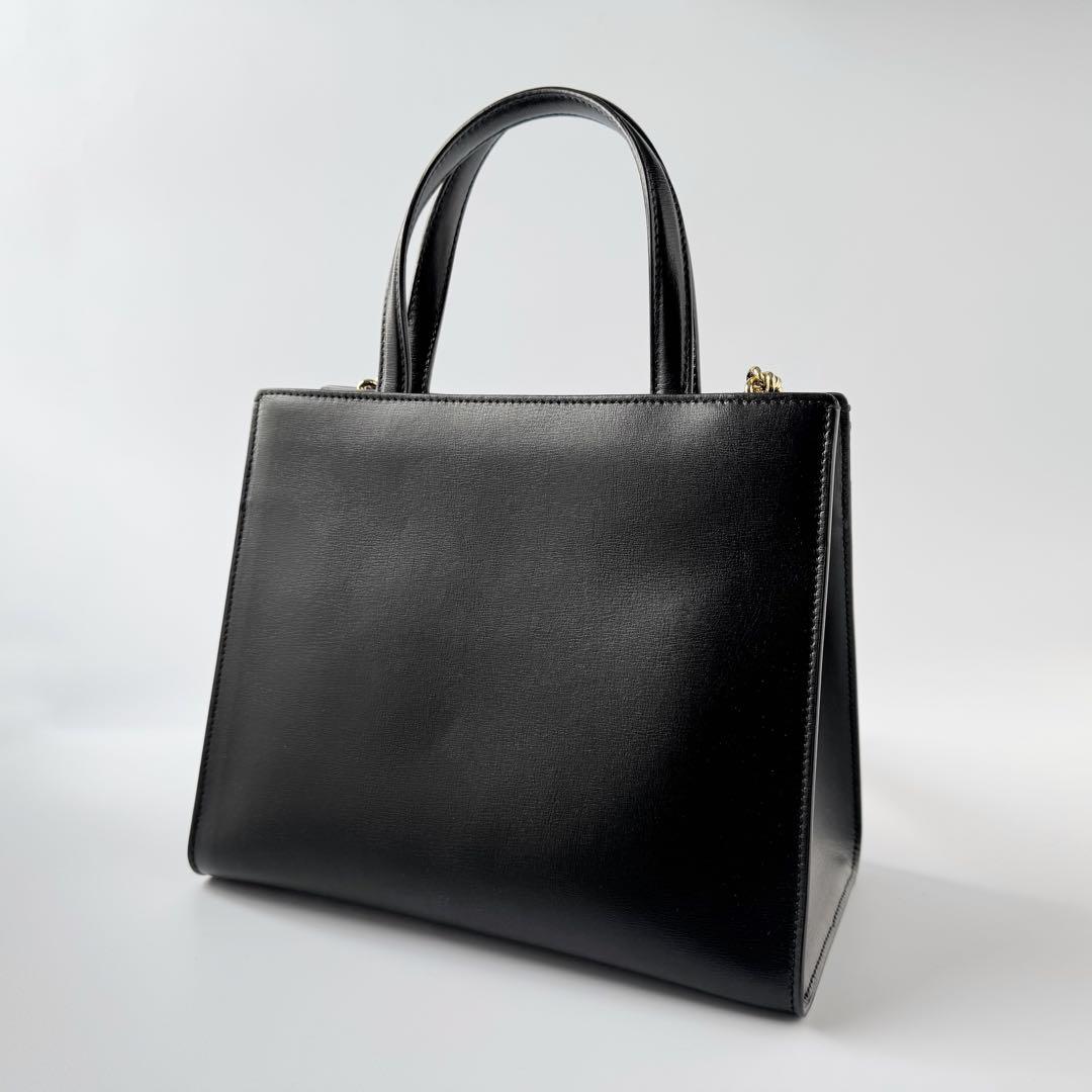 フェラガモ ヴァラ ハンドバッグ チェーンショルダーバッグ 2way ブラック