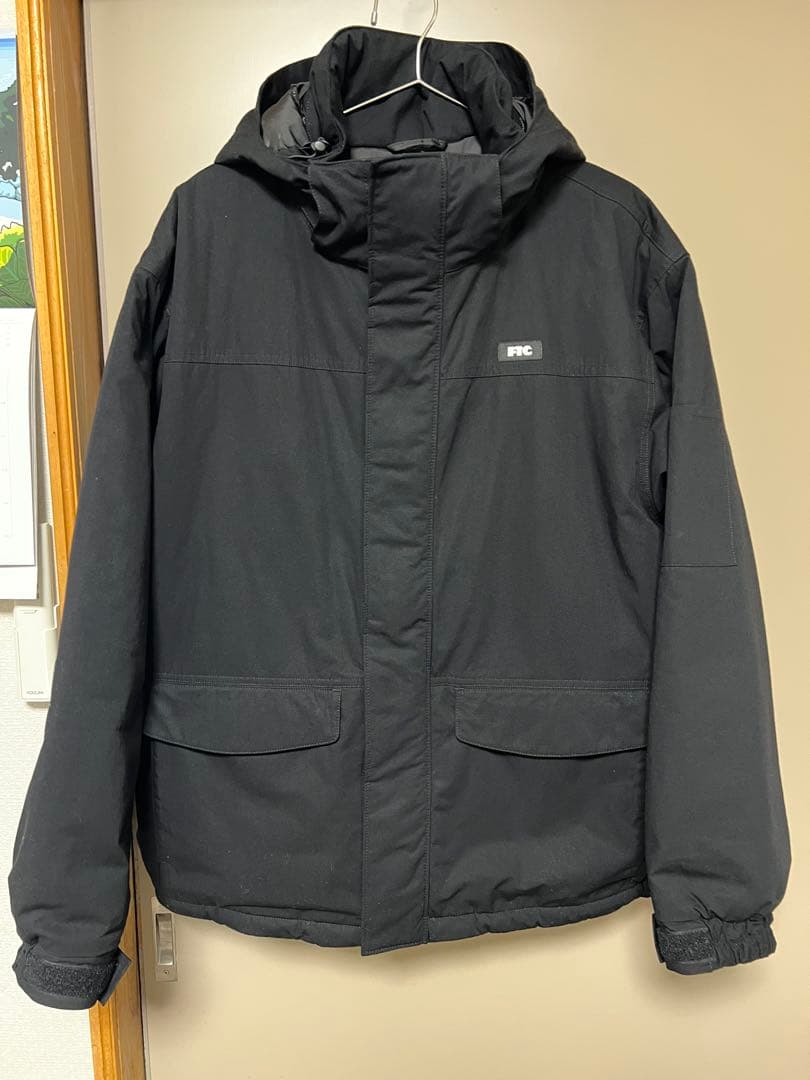 最終値下げ　美品　FTC ブラック マウンテンパーカー