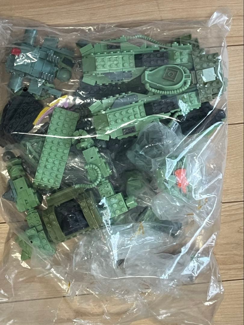 【希少・絶版】メガブロック MS-06F ザクII 機動戦士ガンダム　プラモデル