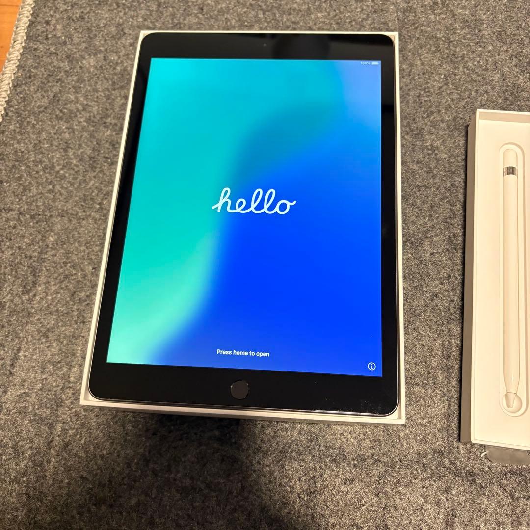【美品】iPad 第7世代　Apple Pencil付き