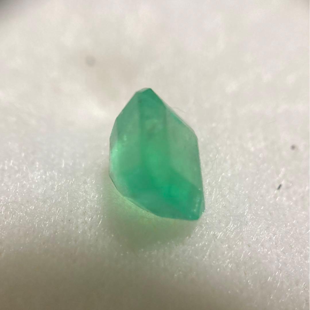 コロンビア産エメラルド1.45ct ルース(ソーティング付き)