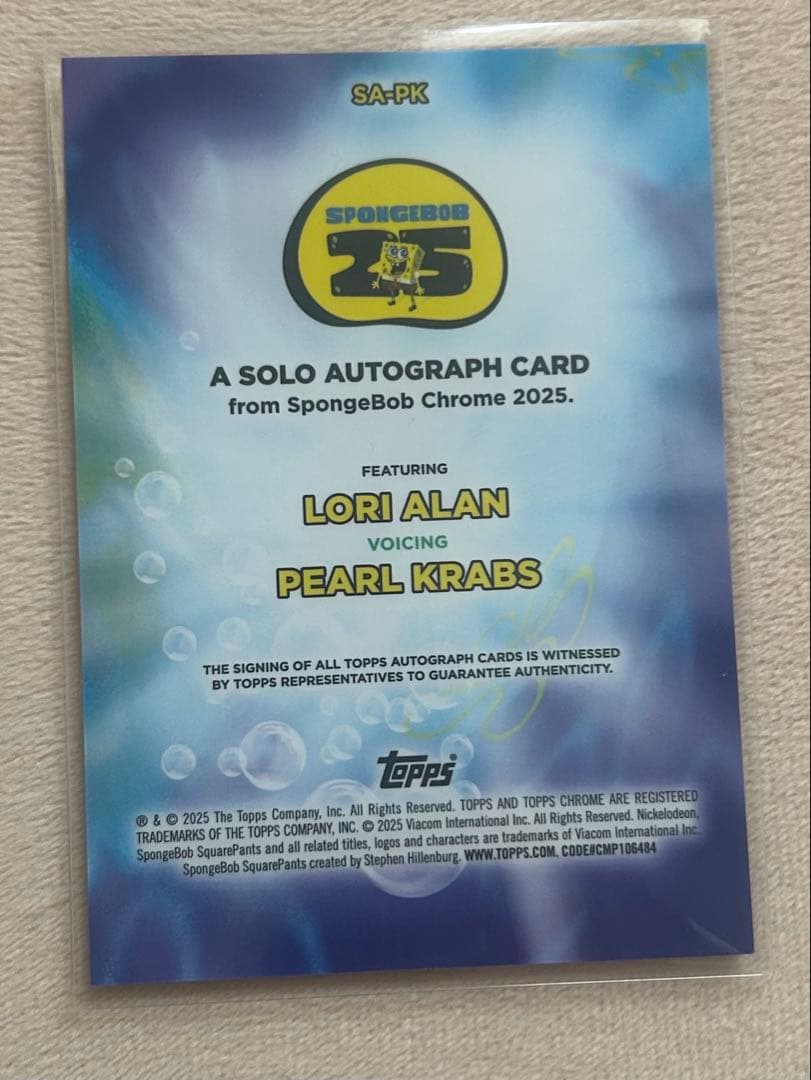 topps Chrome スポンジボブ　LORI ALAN 直筆サインカード