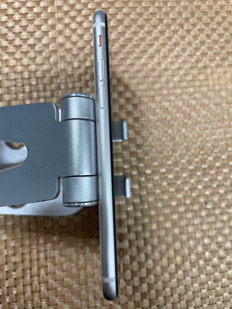 iPhone SE 第3世代 256 GB スターライトSIMフリー【5234】