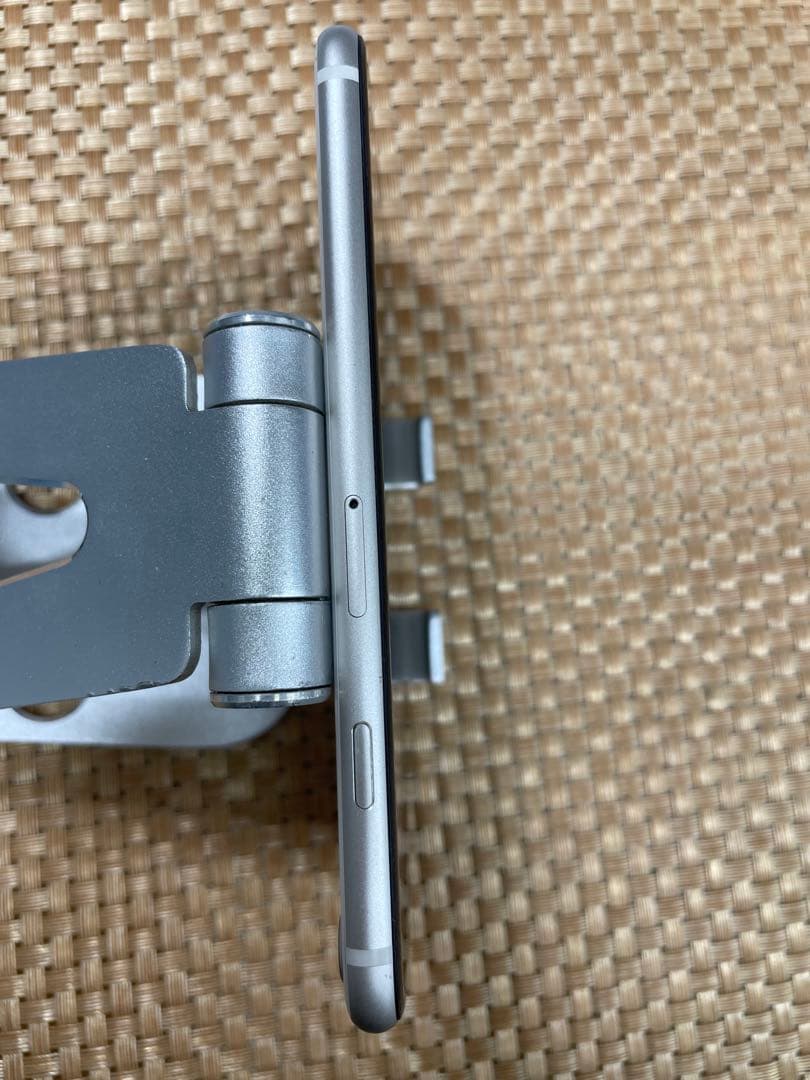 iPhone SE 第3世代 256 GB スターライトSIMフリー【5234】