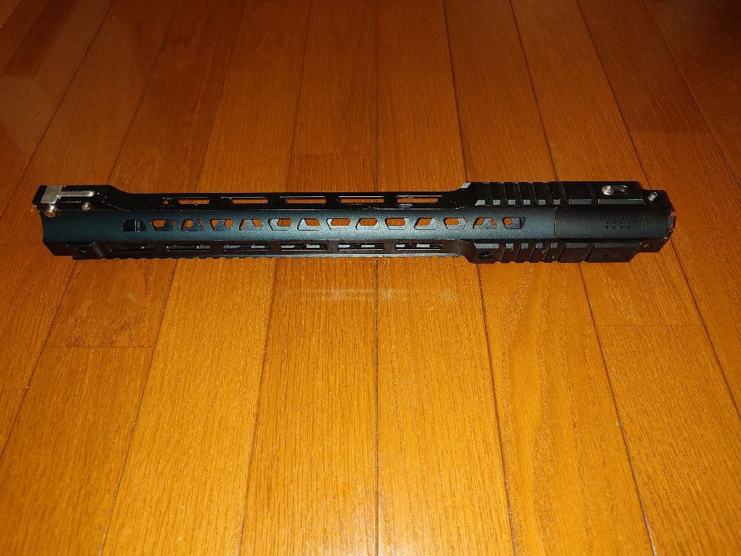 SAI GRY Jailbreakタイプ AR-15 M-LOKハンドガード