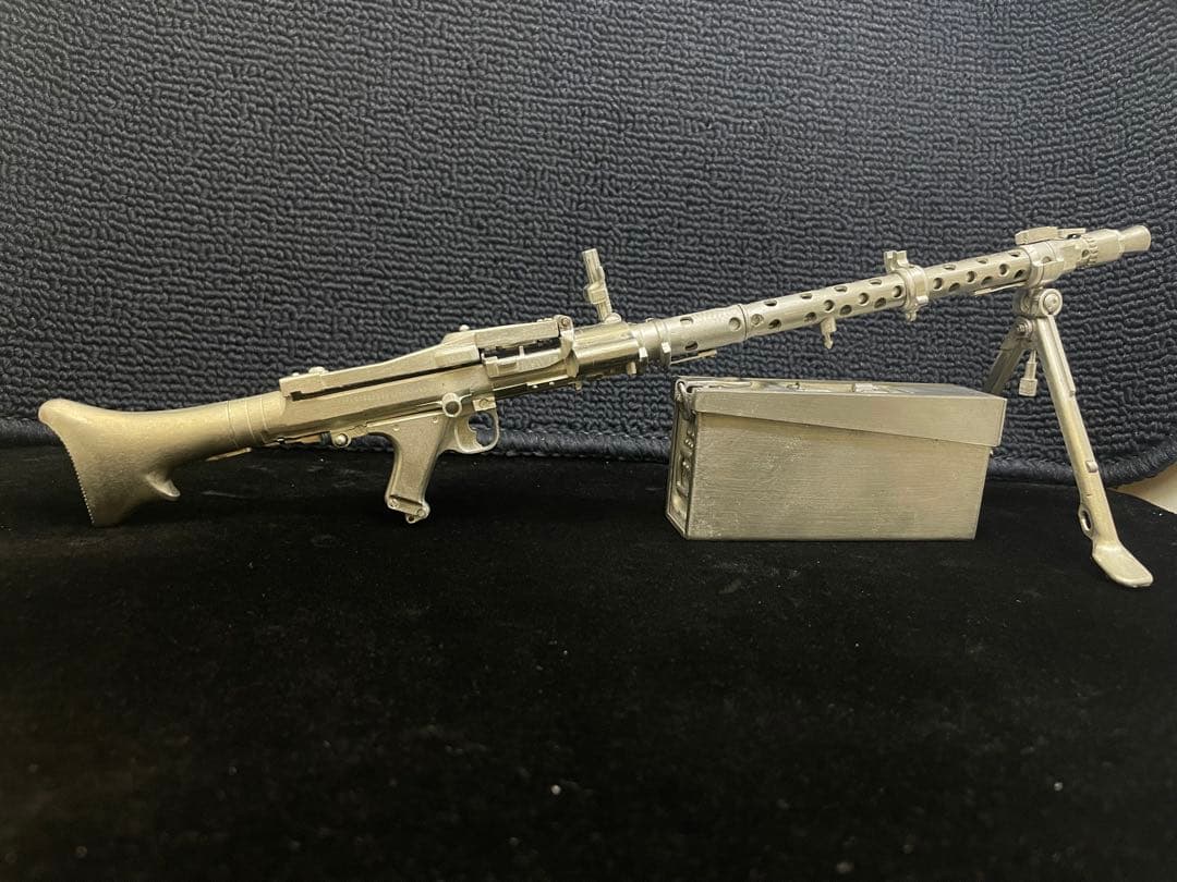 ホワイトメタル製　1/4 MG34 34型 弾薬箱　完成品