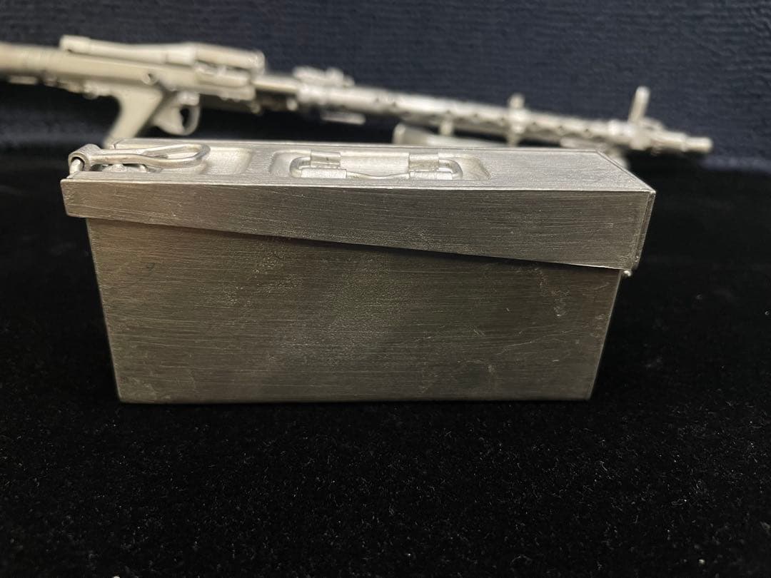 ホワイトメタル製　1/4 MG34 34型 弾薬箱　完成品