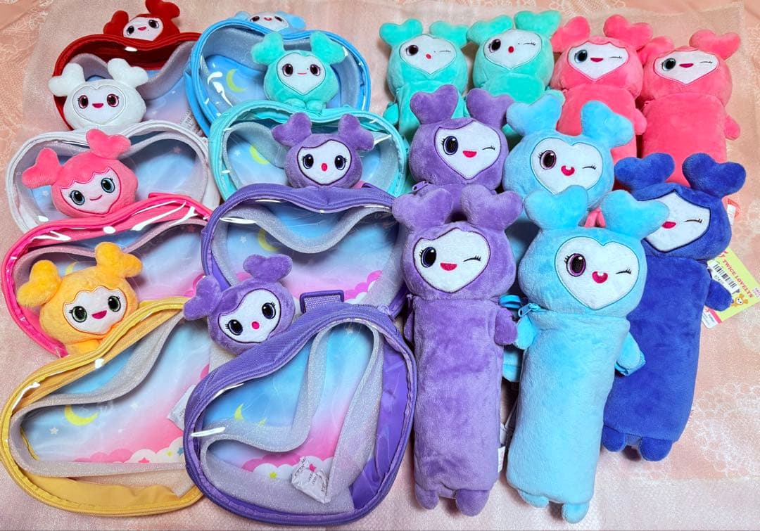 TWICELOVELYSぴょこきゅんバッグ ・のびふにゃポーチ17点GIGO