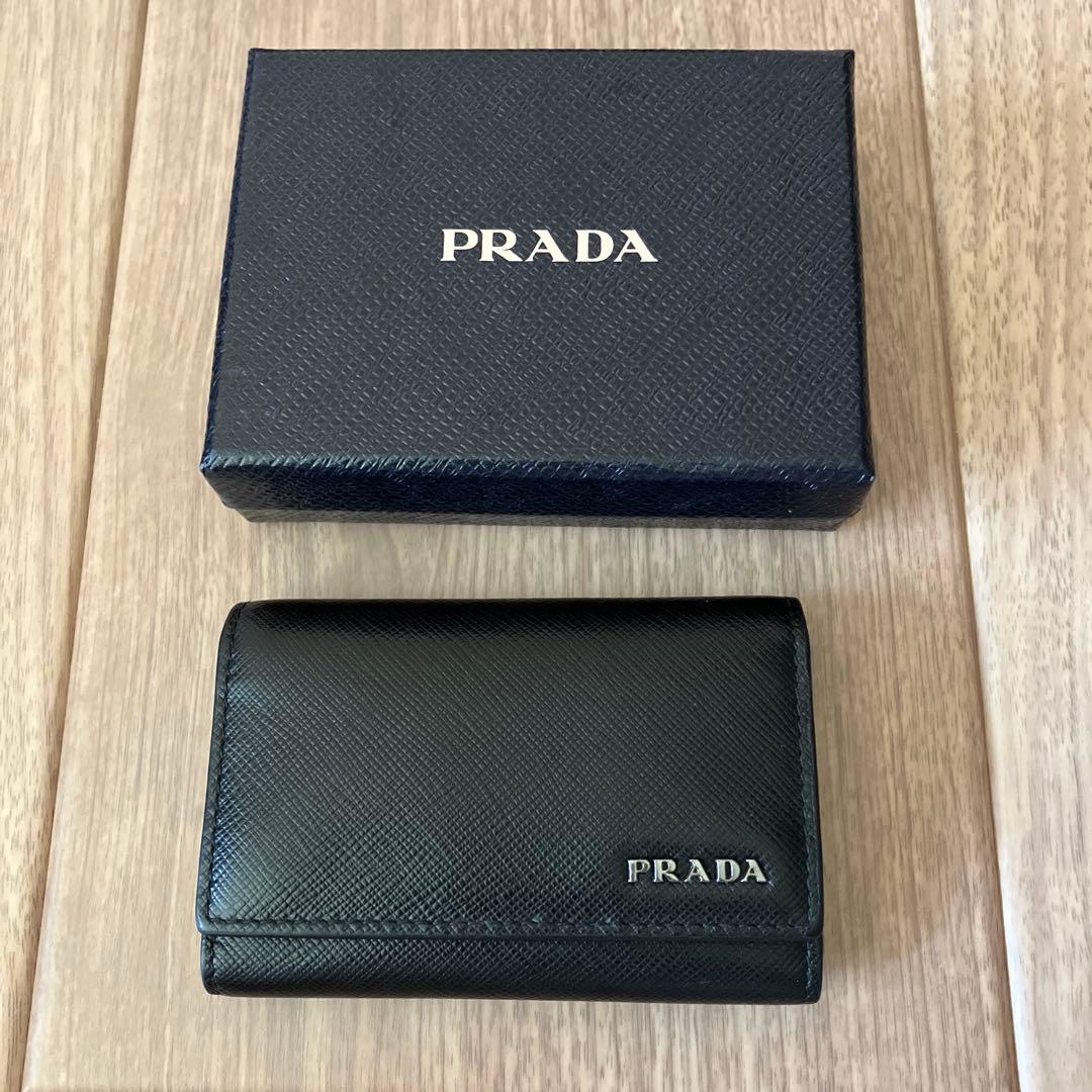 プラダ　キーケース