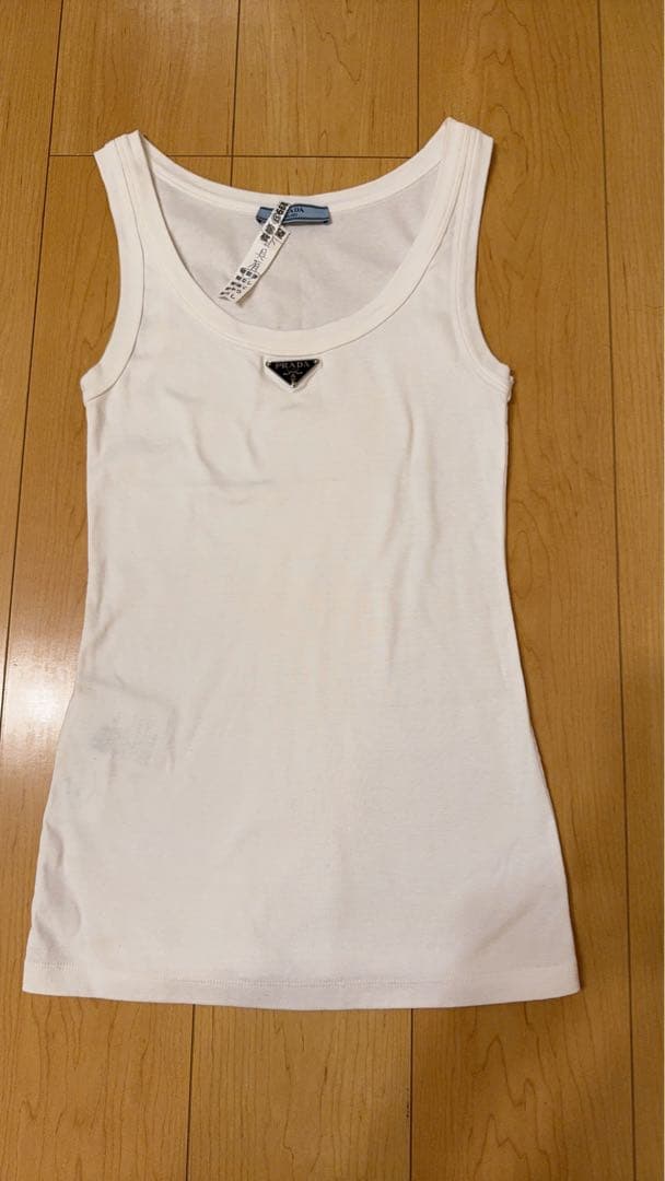PRADA タンクトップ 正規品 美品 36