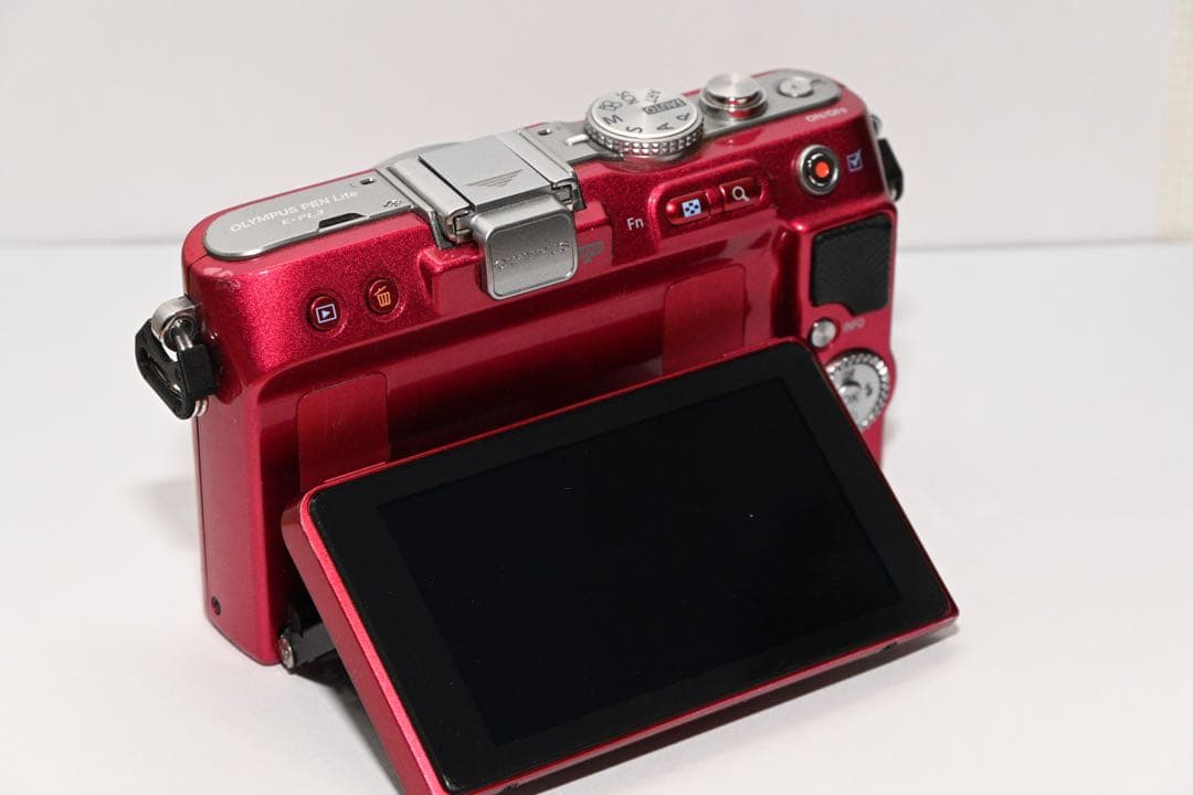 小型軽量！極美品！初心者おすすめ！OLIMPUS PEN E-PL3