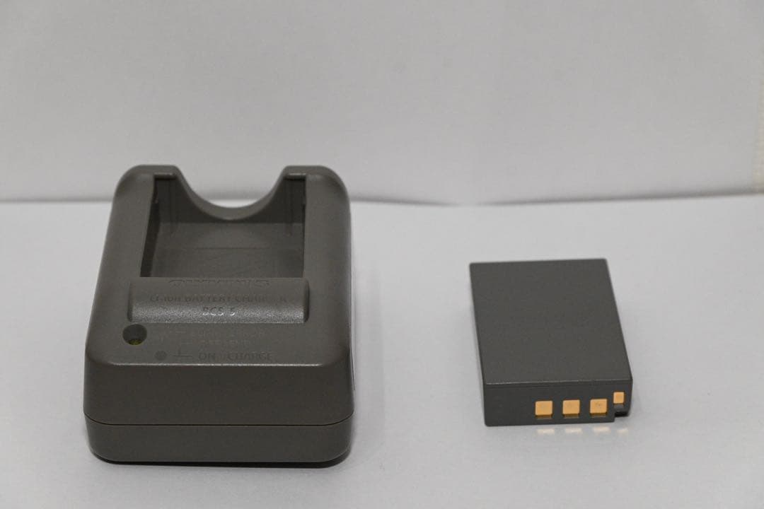 小型軽量！極美品！初心者おすすめ！OLIMPUS PEN E-PL3