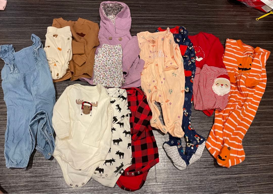 美品！アメリカブランドベビー服セット　カーターズ