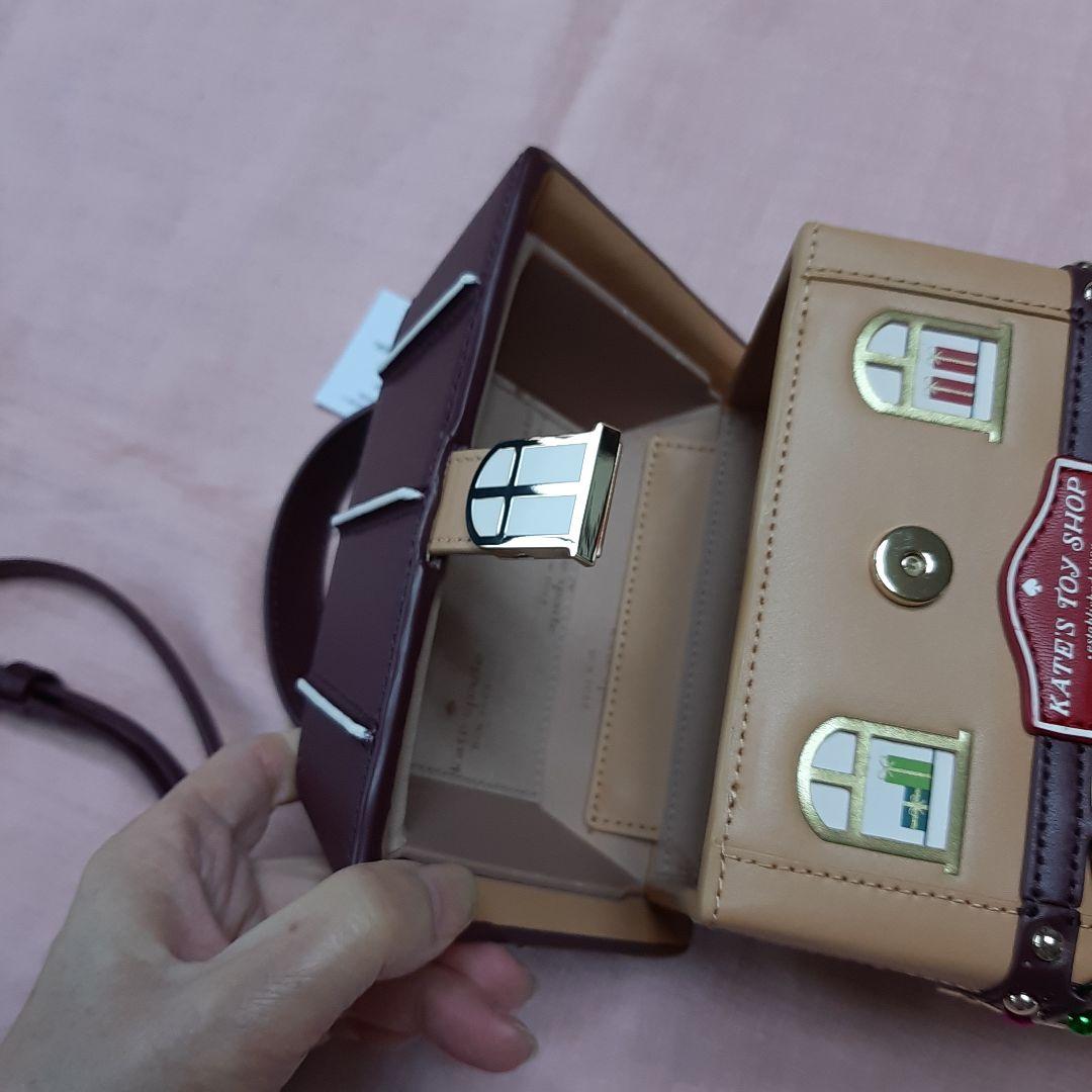 新品 ケイトスペード クリスマス ハウスのバッグ アルベロベロ ファン