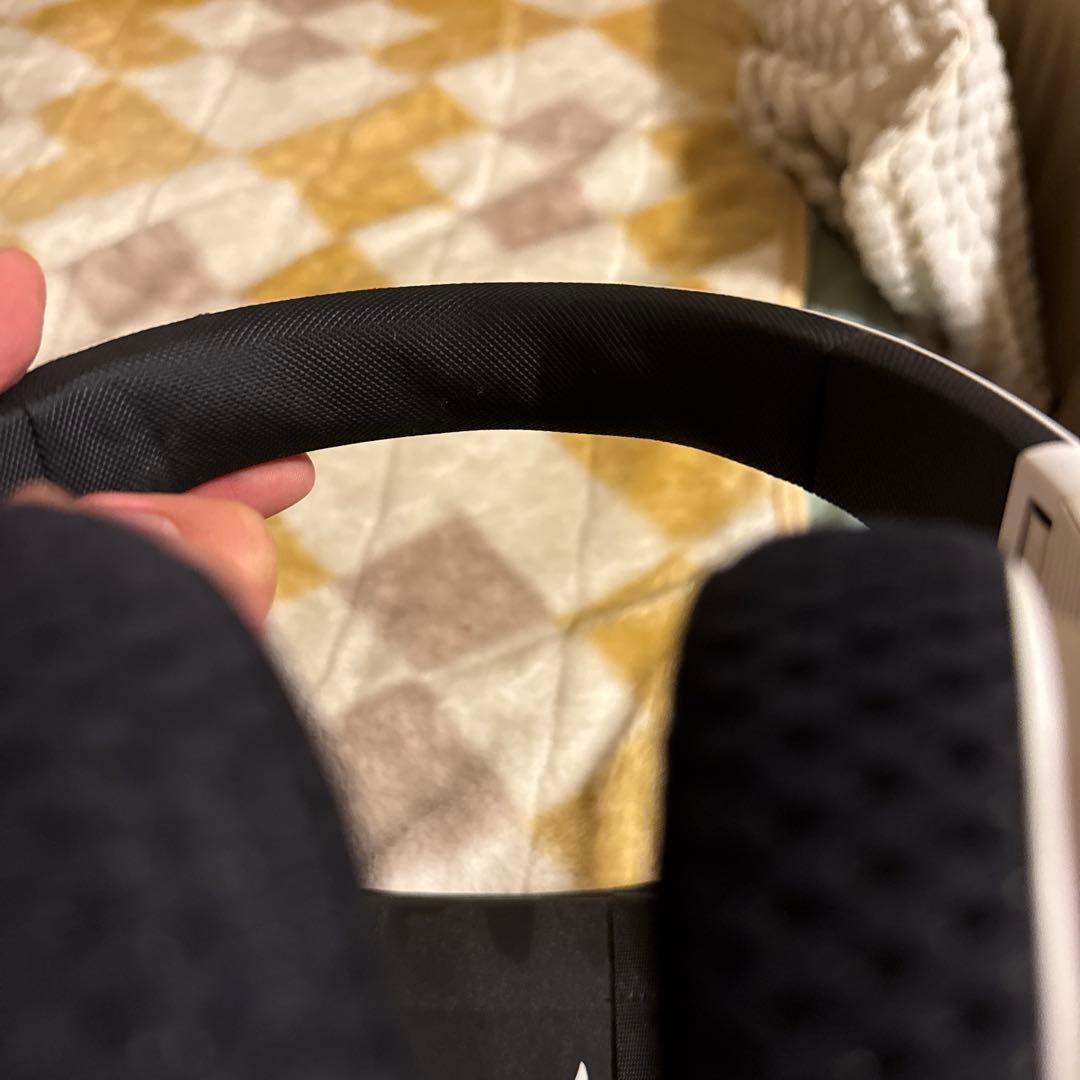 Under Armour ワイヤレスヘッドホン