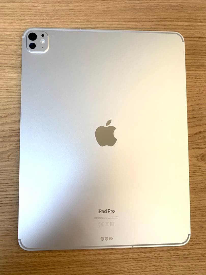 iPad Pro 13インチ M4 Cellular SIMフリー+ケース付