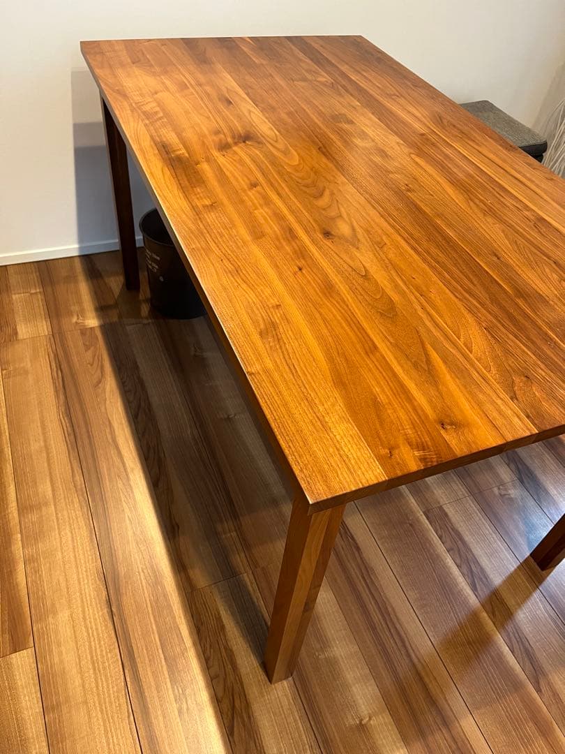 無印　ウォルナットダイニングテーブル