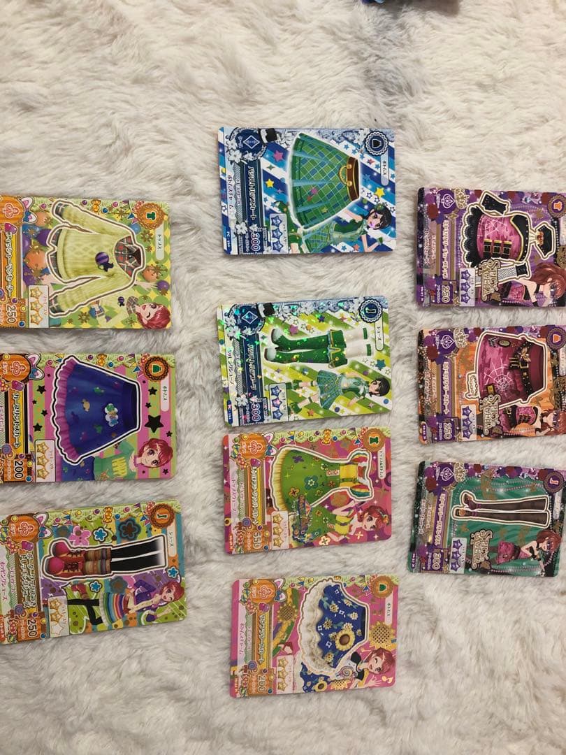 ★バインダー3つ➕アイカツカード約300枚★