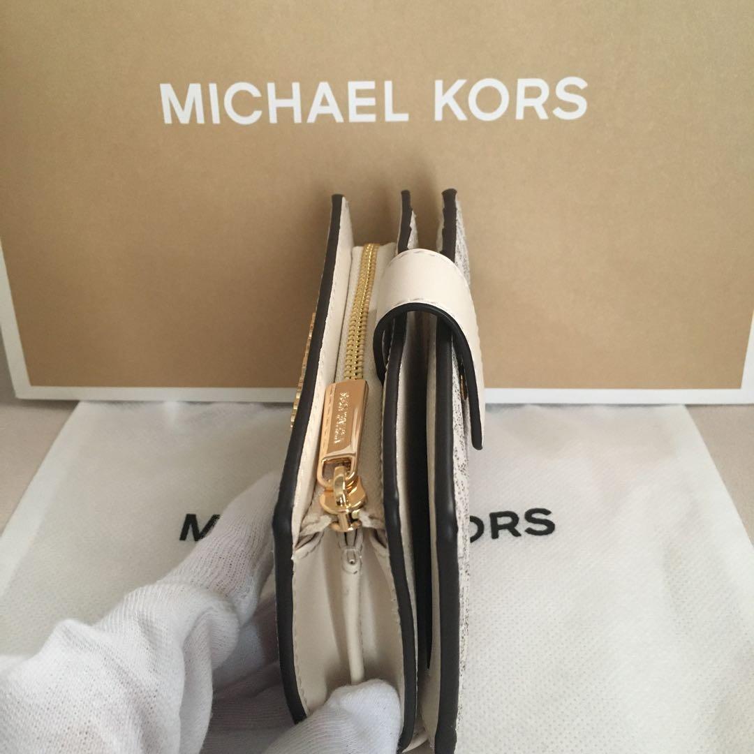 新品　マイケルコース MICHEAL KORS　定価41,800円　財布
