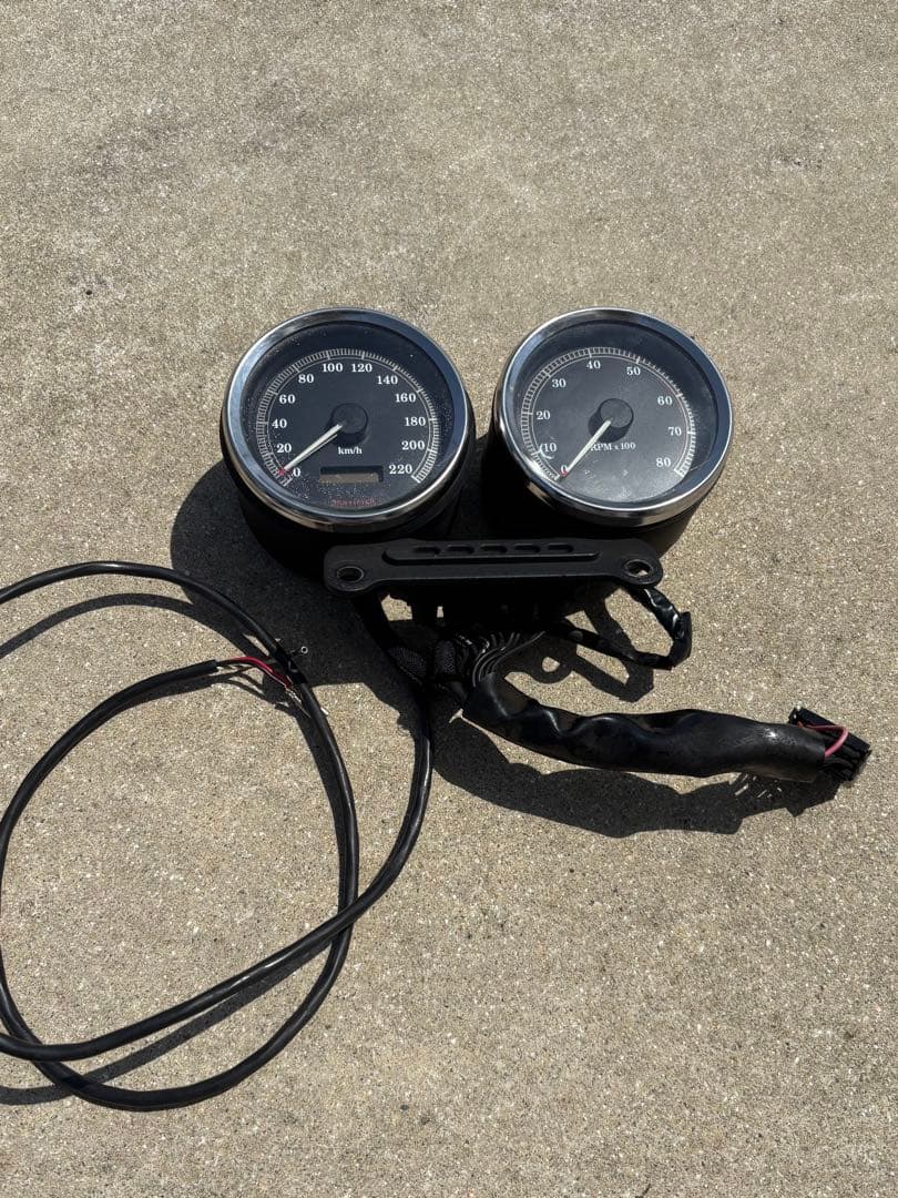 バイク スピードメーター タコメーター