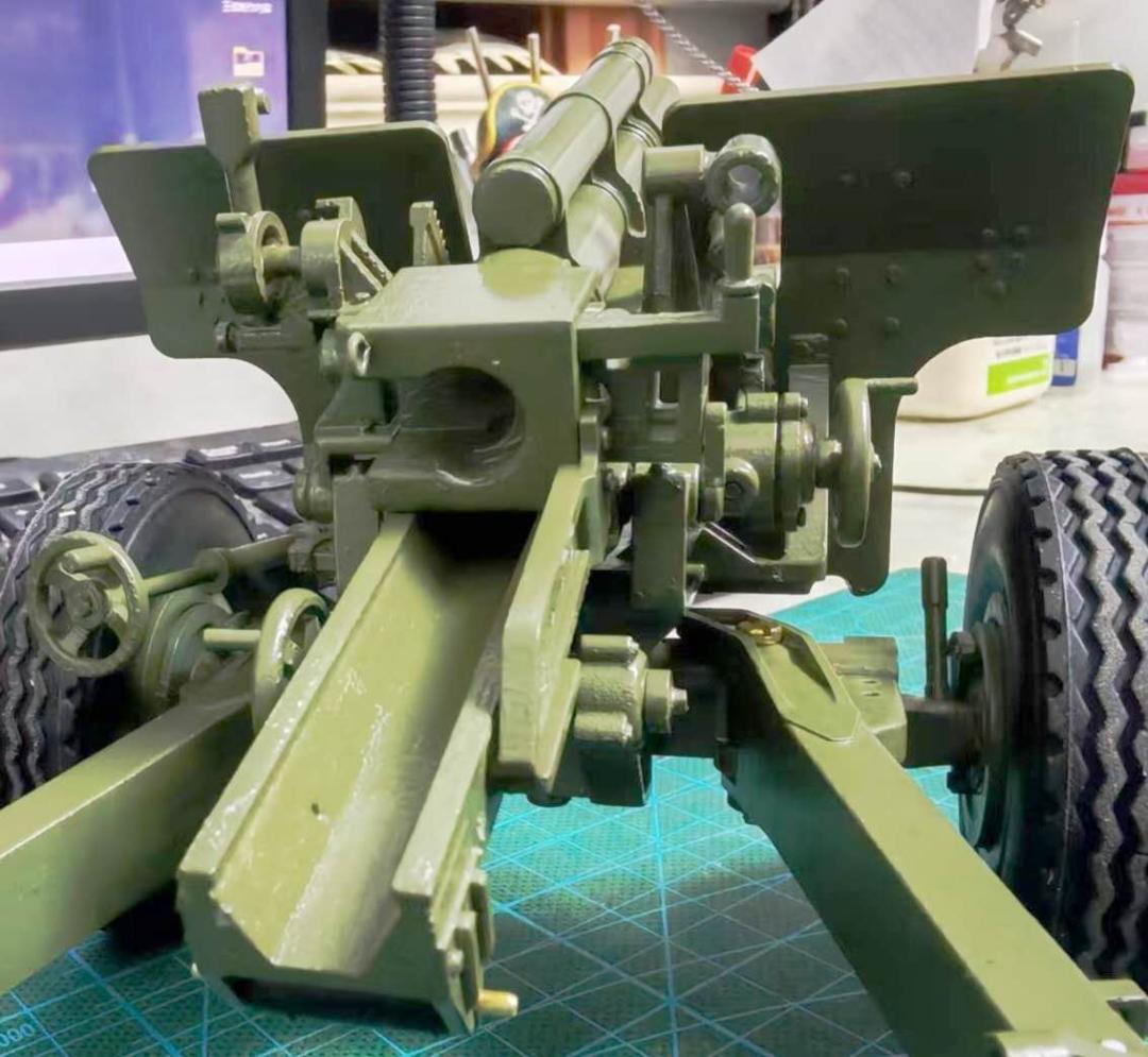 1/16スケー米105ｍｍ榴弾砲模型　１/16スケール　手作　新品