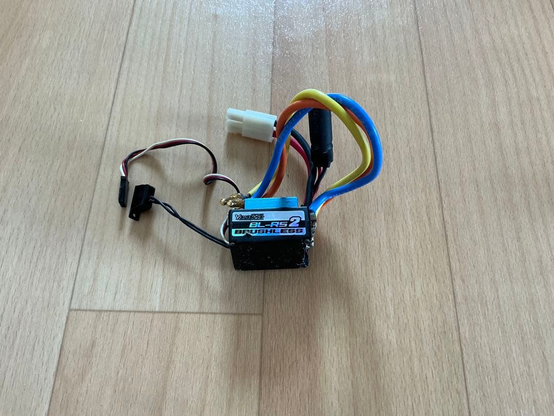 ヨコモ　ブラシレスモーター　escアンプ　プログラマー　3点セット
