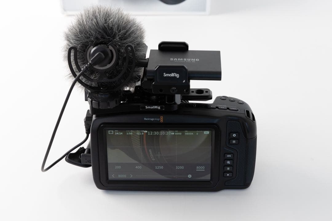 Blackmagic BMPCC6K + 1TBのSSD、マイク等