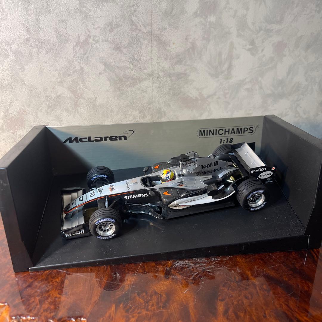 PMA 1/18 F1 マクラーレンメルセデス MP4-20