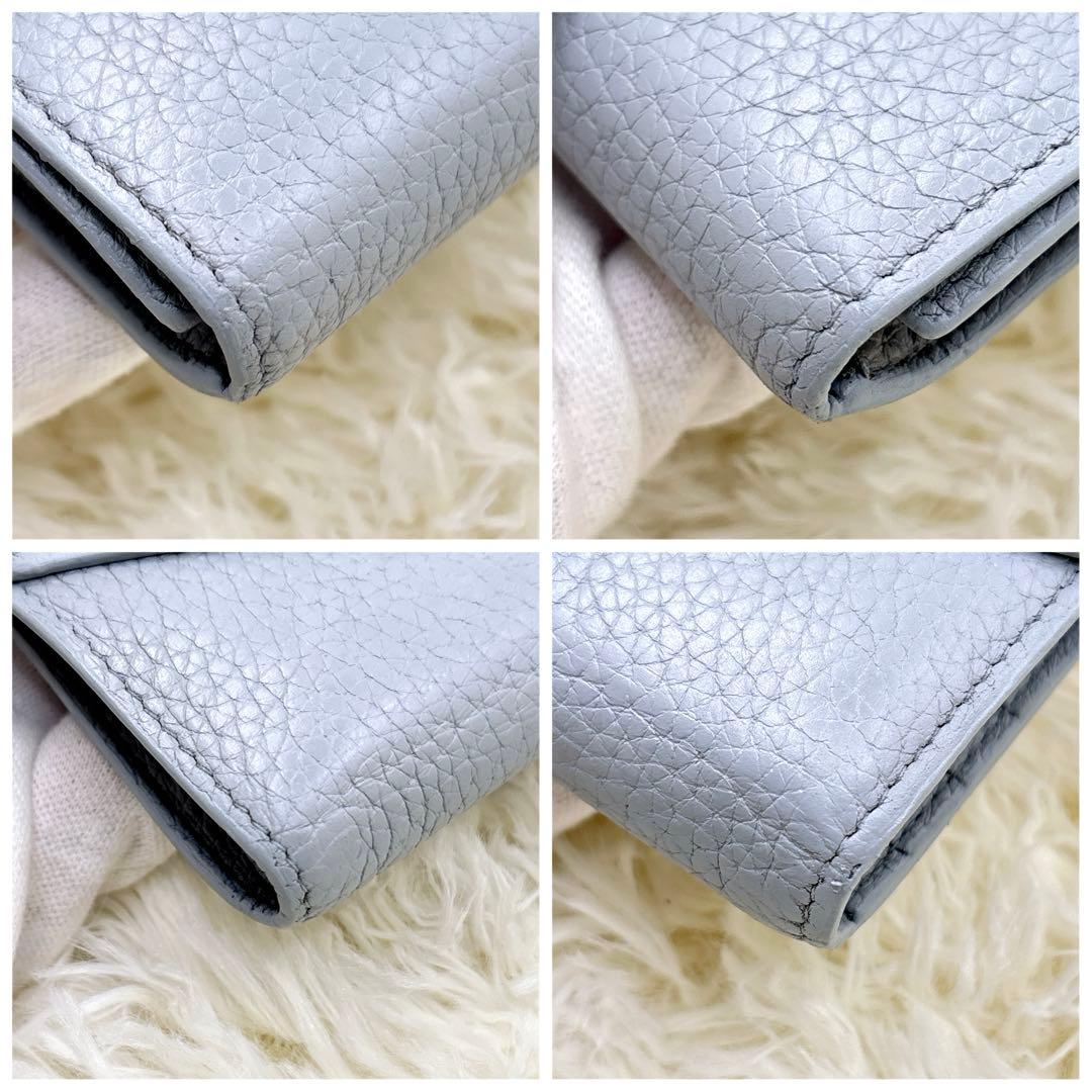 現行♡ミュウミュウ 三つ折り財布 ヴィッテロダイノレザー コーンフラワーブルー