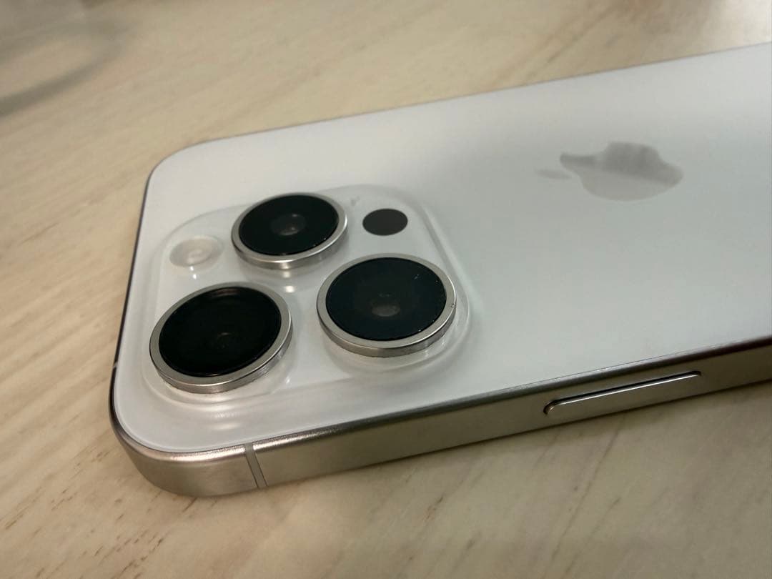 【美品】iPhone15 Pro 128GB Apple購入