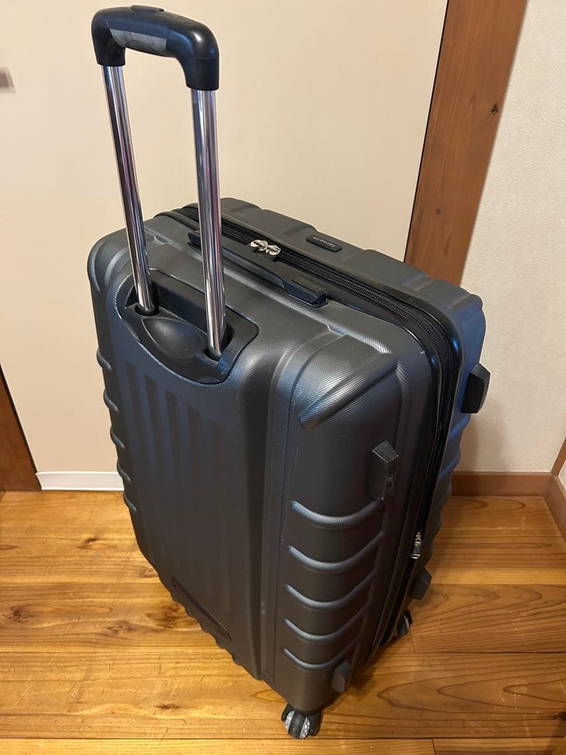 サムソナイト キャリーケース 大容量 大型 スーツケース 四輪 アジャスター付き