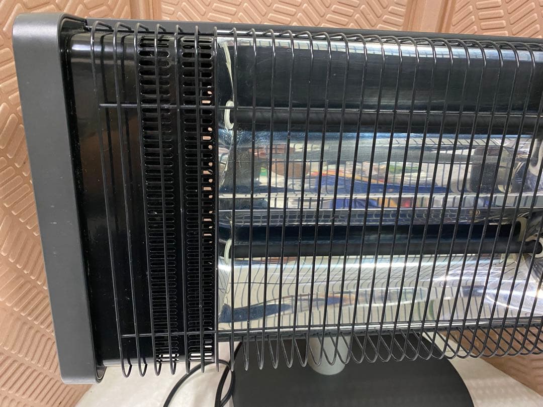 ダイキン セラムヒート ERFT11WS-H 遠赤外線暖房機　2019年製