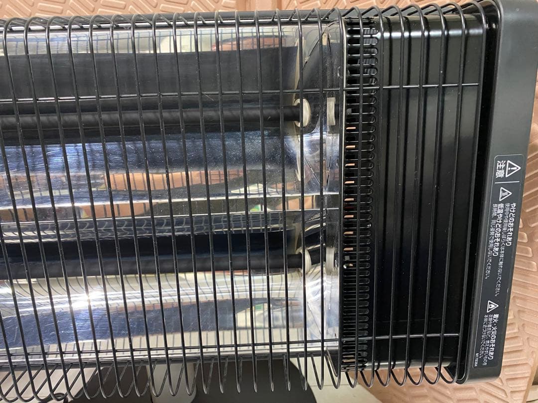 ダイキン セラムヒート ERFT11WS-H 遠赤外線暖房機　2019年製